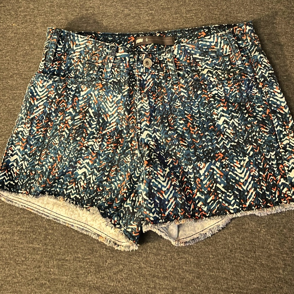 Multi color Levi’s girls jeans well taken care of please